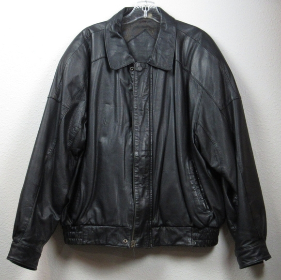 Roundtree & Yorke Other - Vintage Leather Black Jacket
